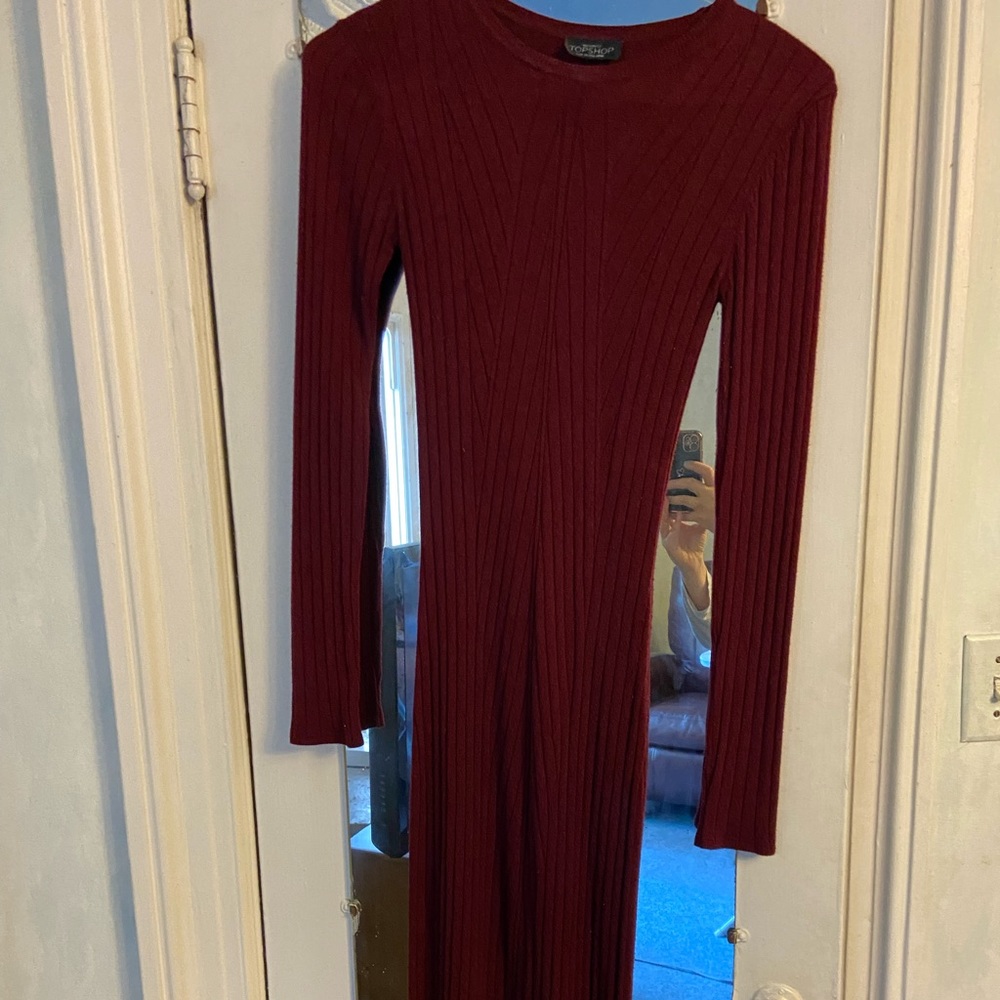 Top-shop maroon/rust fitted maternity dress size 6.